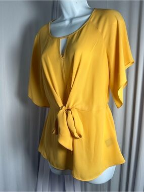 BOLD elements Sunshine Yellow Tie-Front Blouse